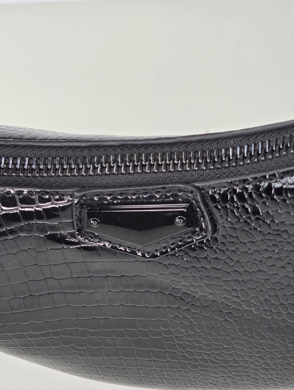 ALDO Black Patent Croc Embossed Crescent Mini Bag Top Handle Baguette Purse - Picture 8 of 12